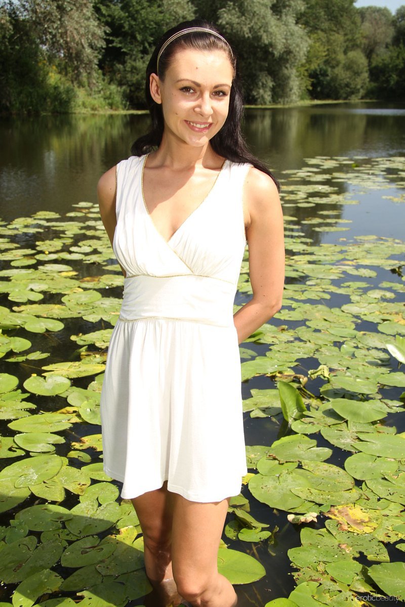 Танюша, 26 лет, 1 размер груди